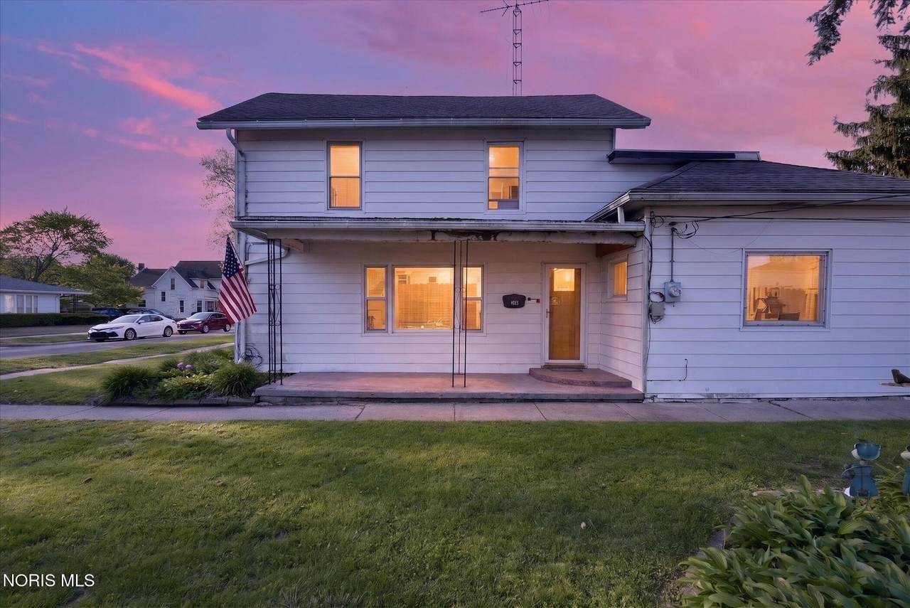 206 Franklin Avenue - Photo 1