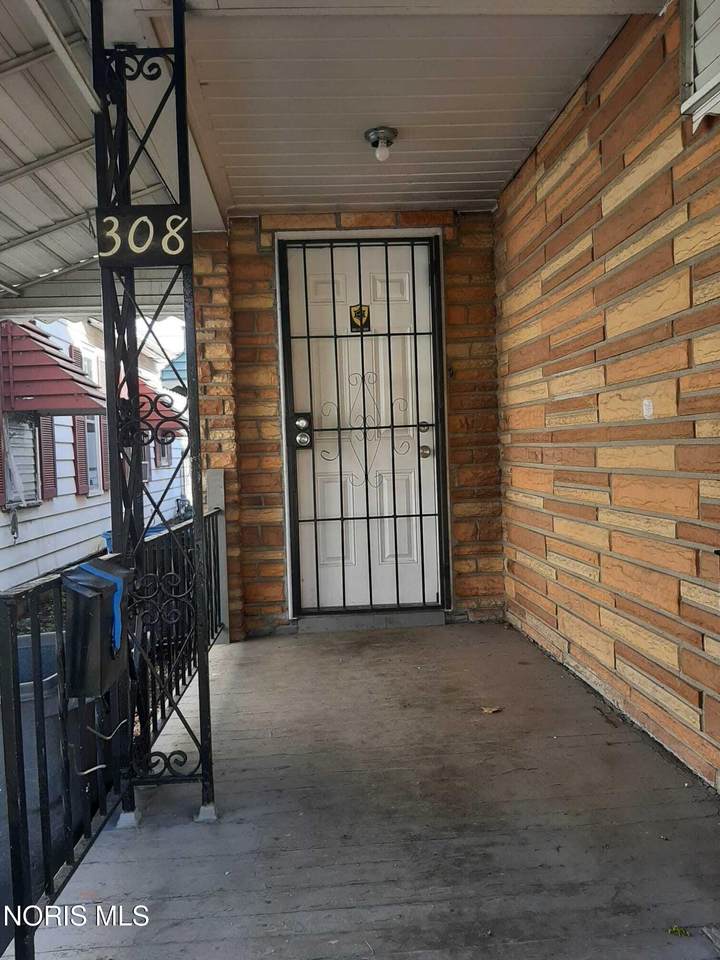 308 Mettler Street - Photo 1