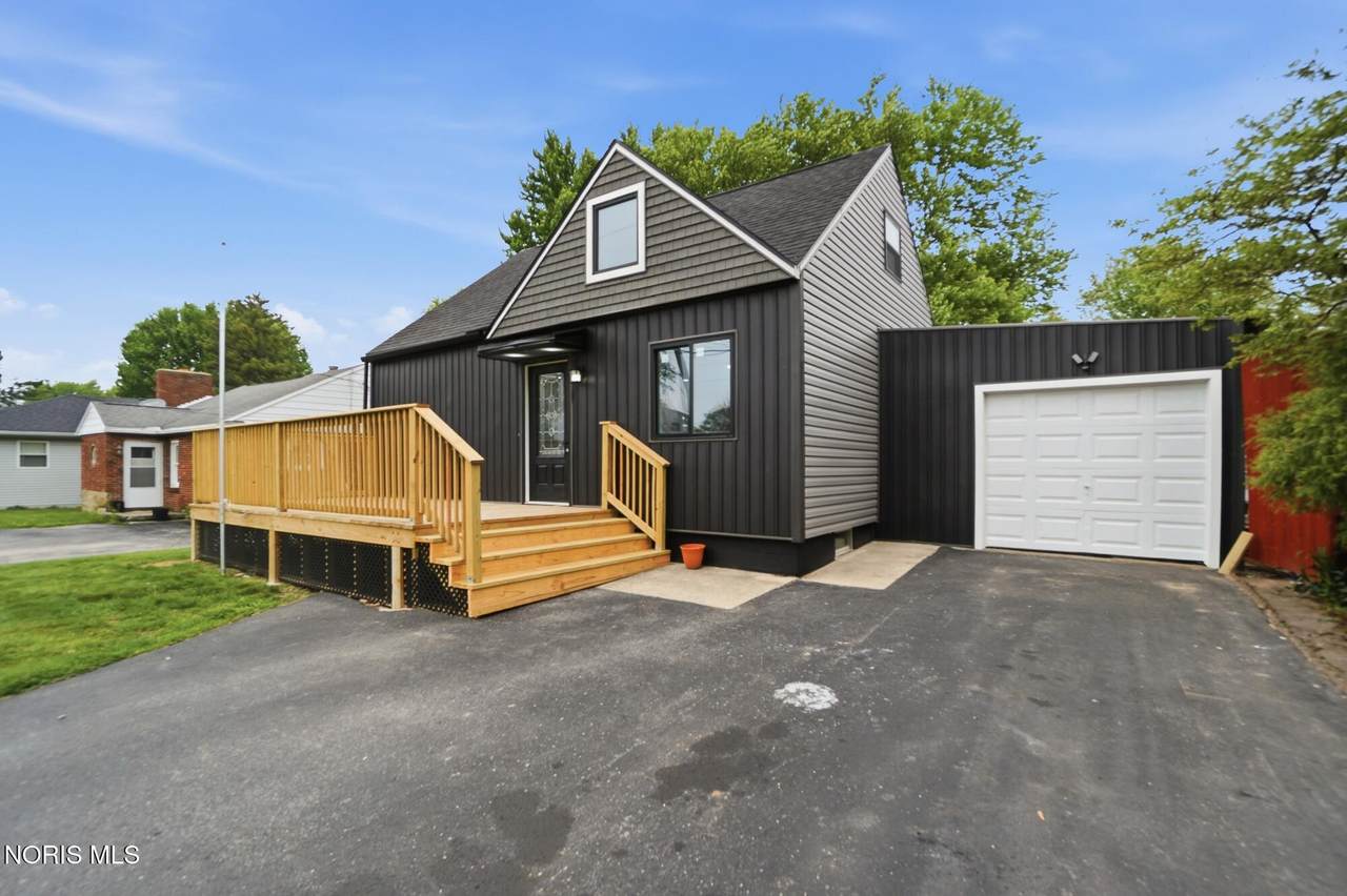 1125 Blanchard Street - Photo 1