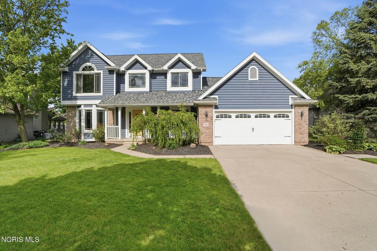 730 Parkview Drive - Photo 1