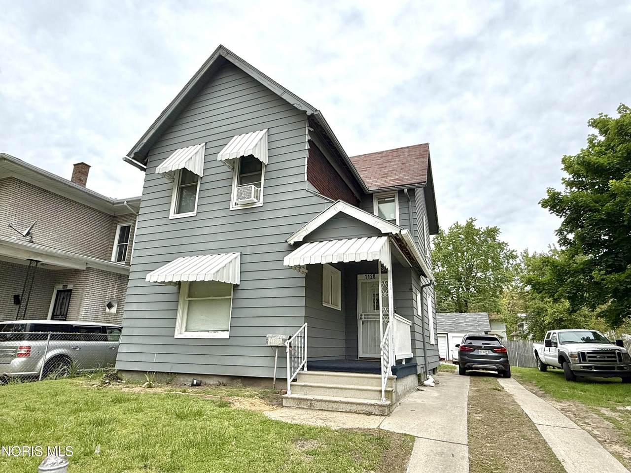1128 Oakwood Avenue - Photo 1