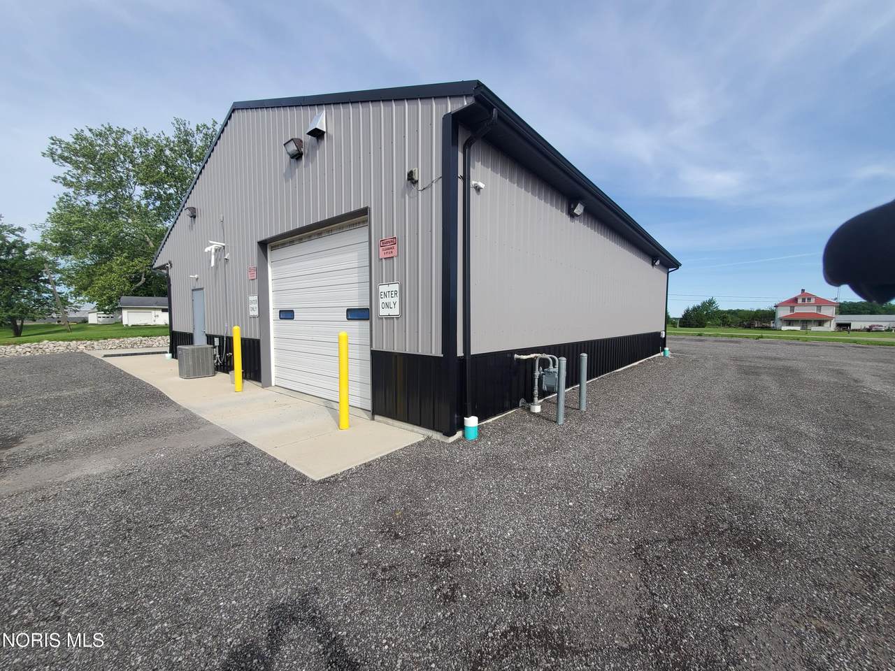 1579 Wyandot Avenue - Photo 1