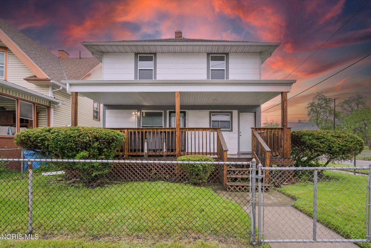3279 Detroit Avenue - Photo 1