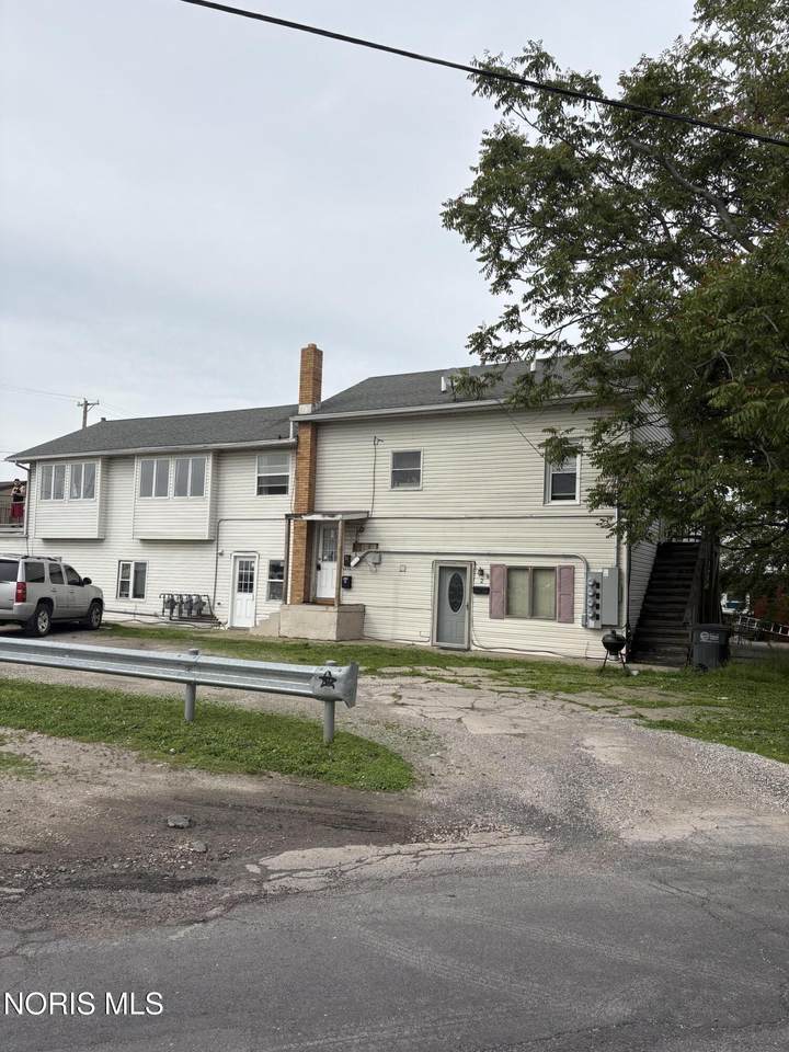 5912 Edgewater Drive - Photo 1