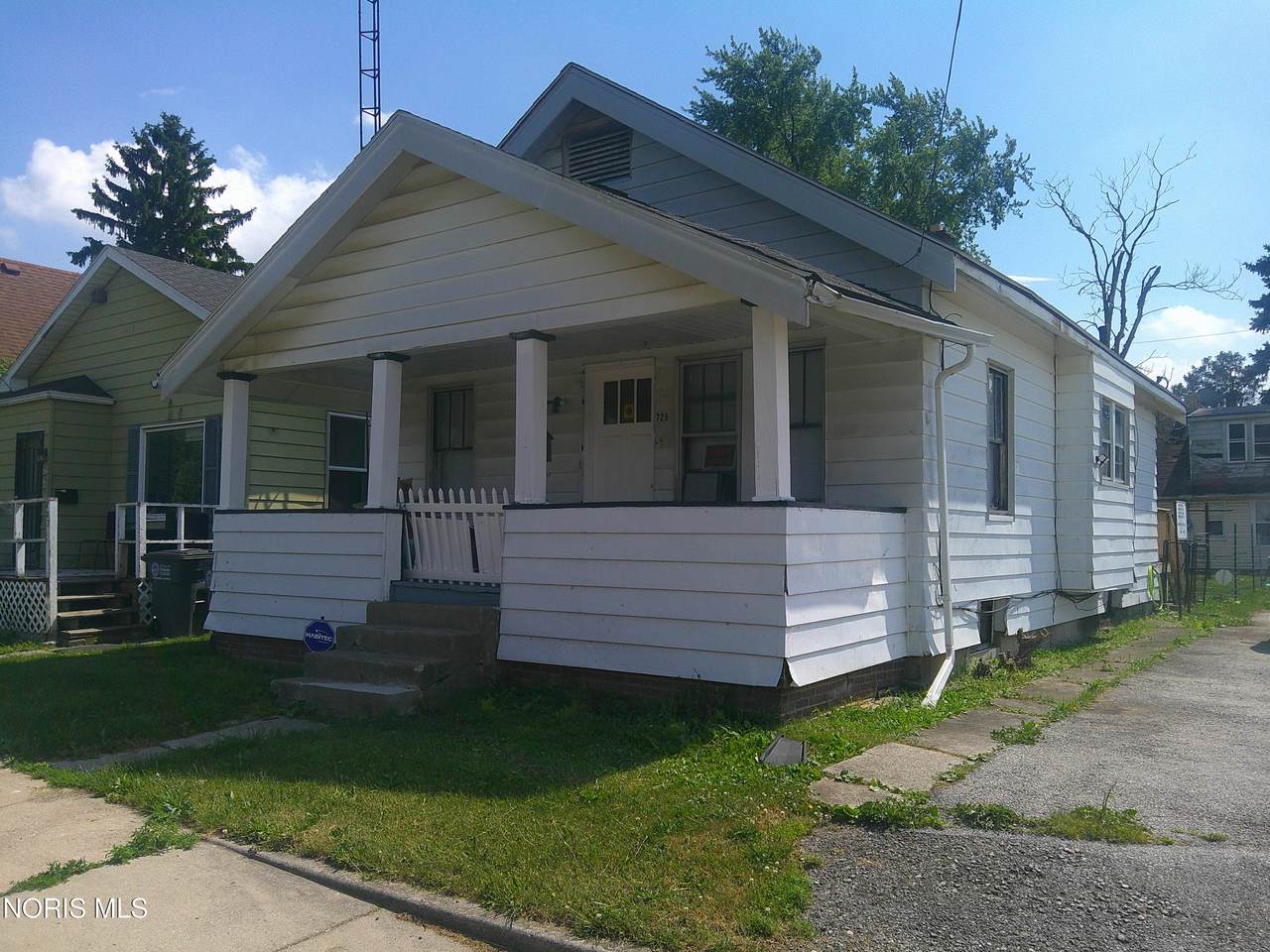 729 Chicago Street - Photo 1