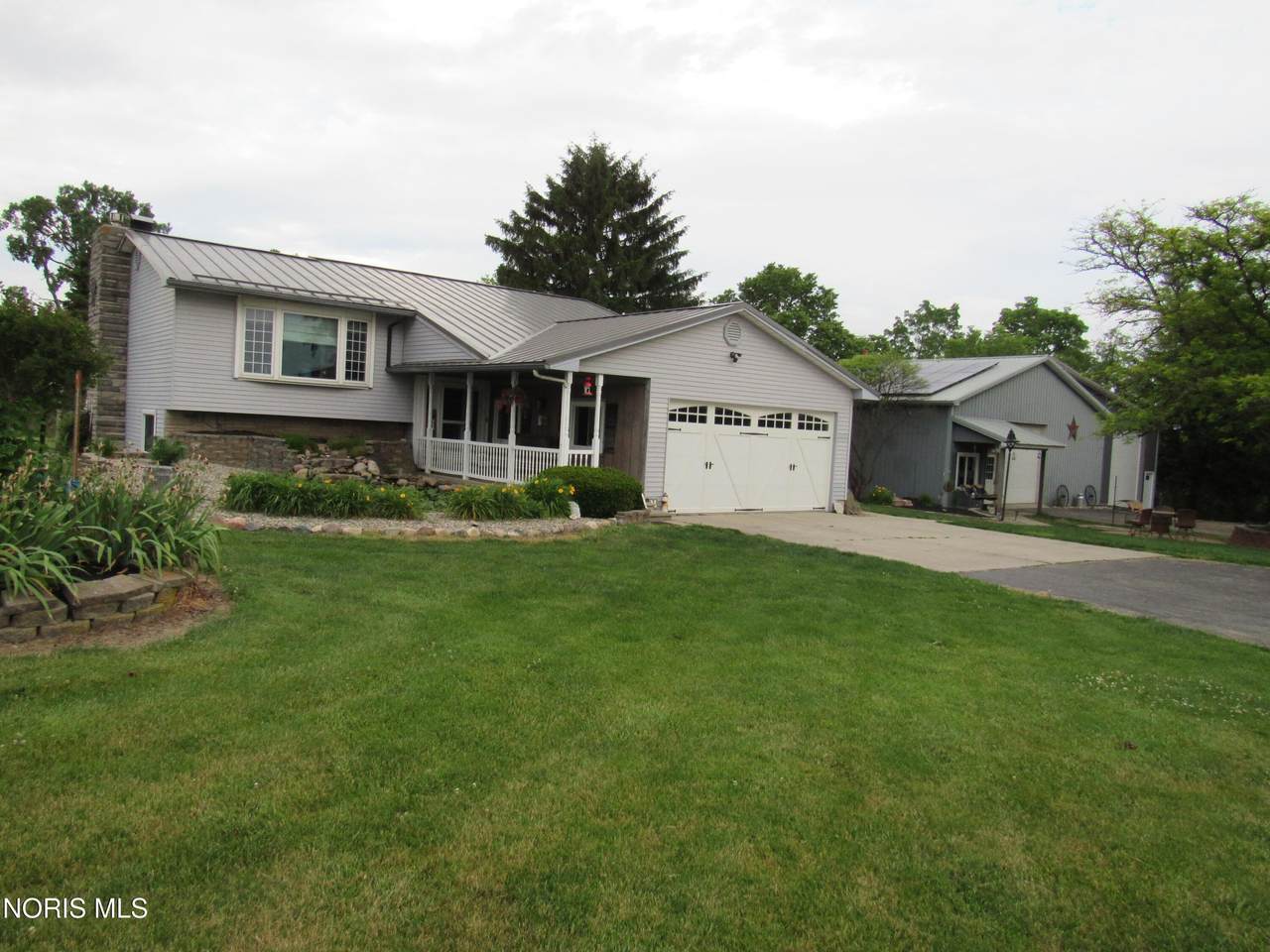 11203 County Road N30 - Photo 1