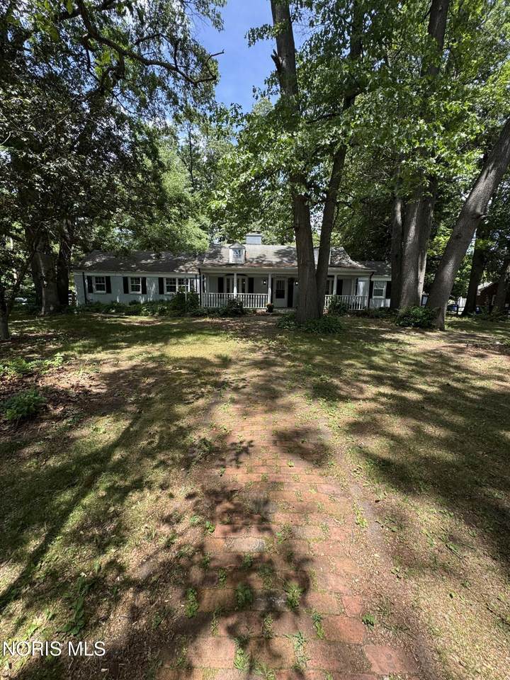 4516 Sylvania Avenue - Photo 1