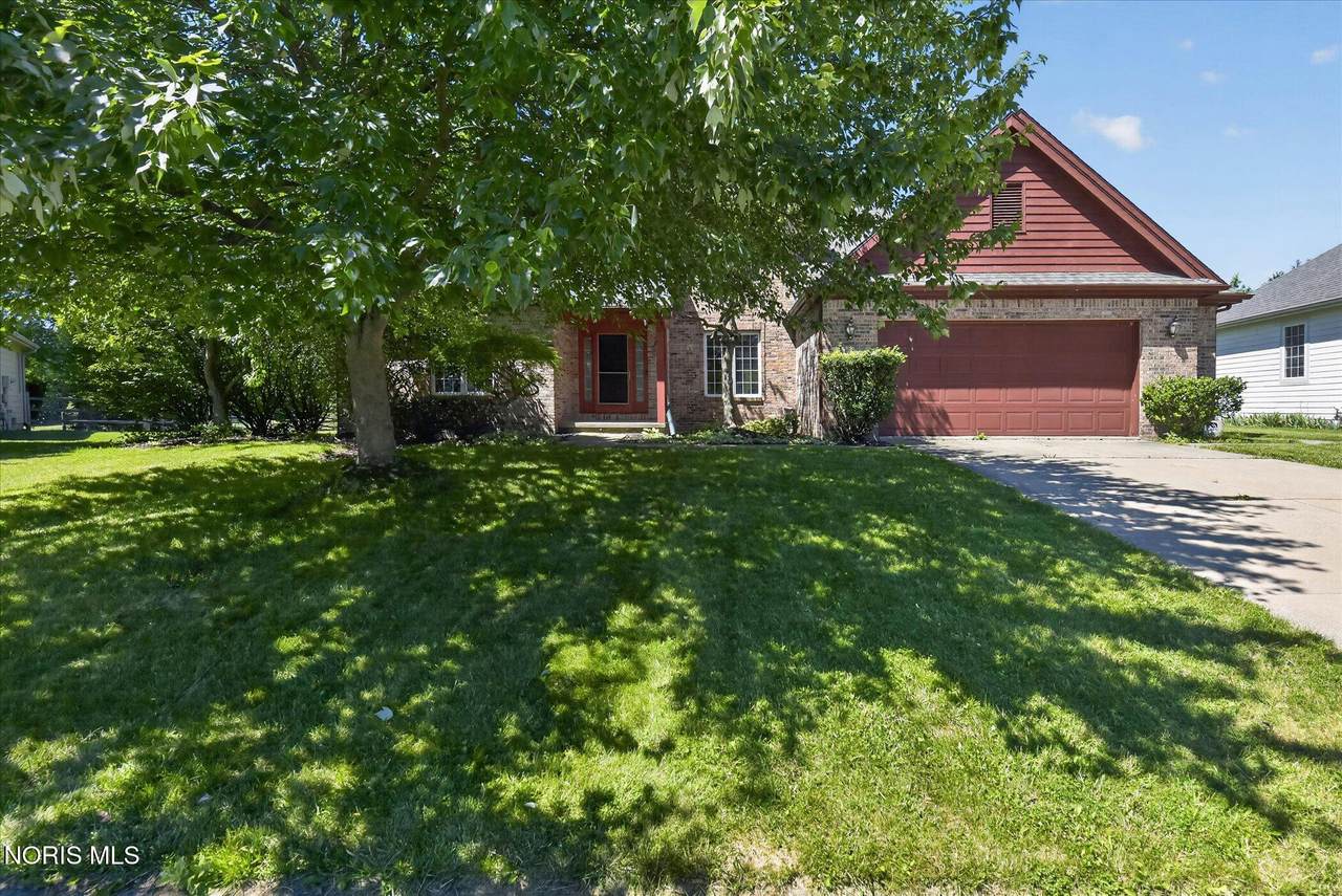 6062 Wood Drive - Photo 1
