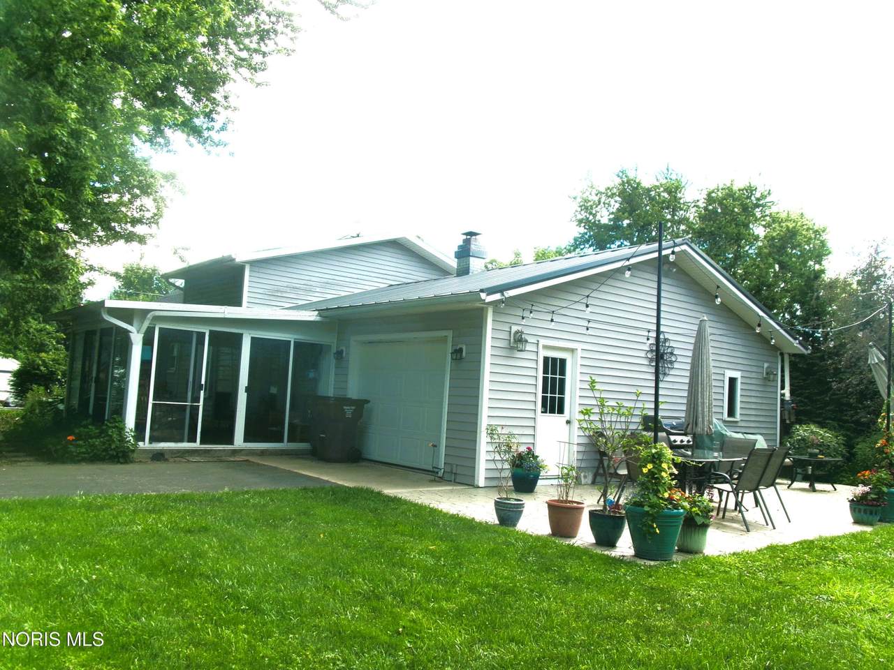111 Carlings Avenue - Photo 1