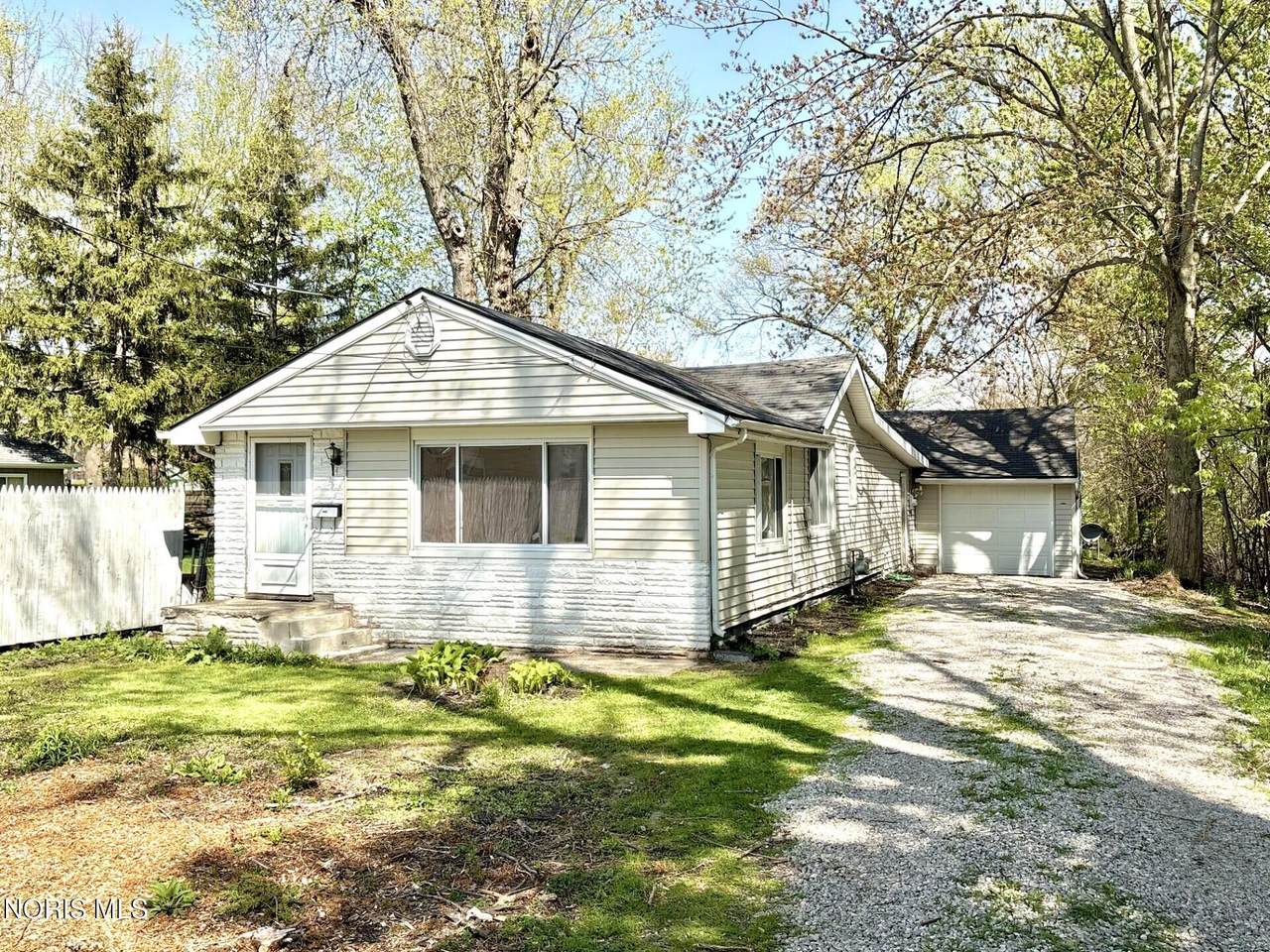 5228 Rowland Road - Photo 1