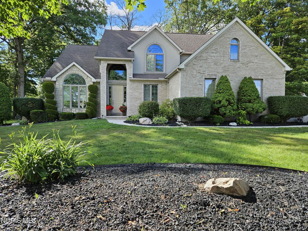 2367 Willow Pond Boulevard - Photo 1