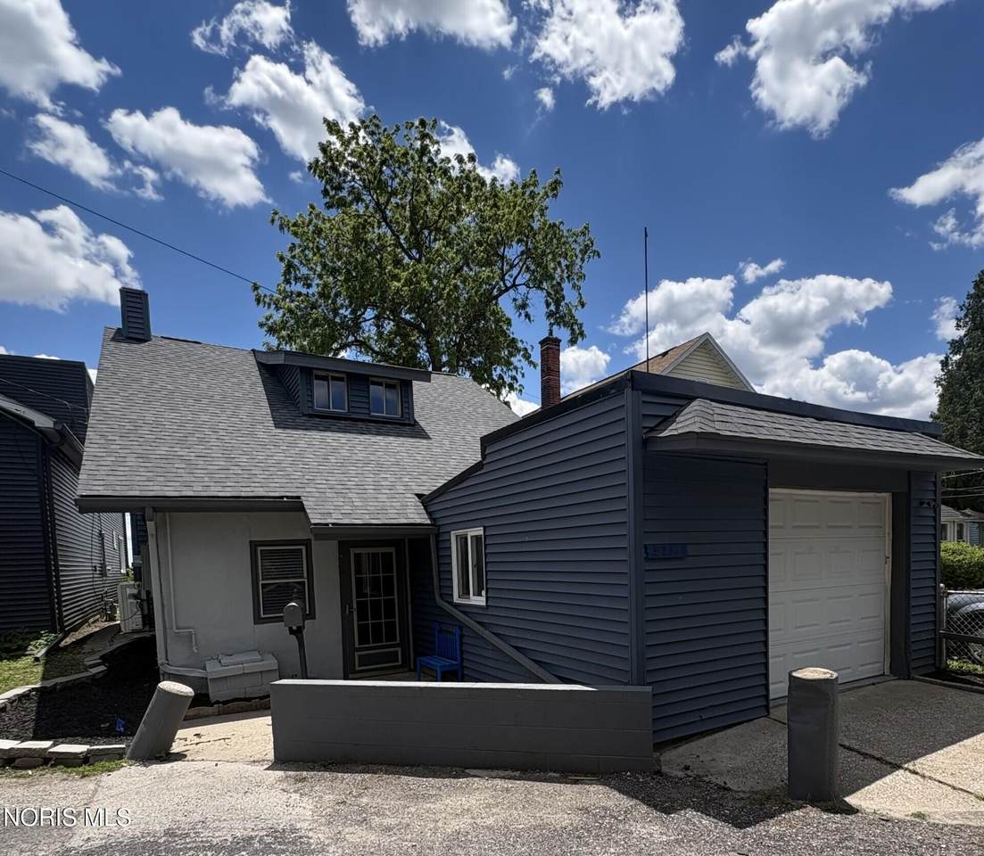 5914 Lakeside Avenue - Photo 1