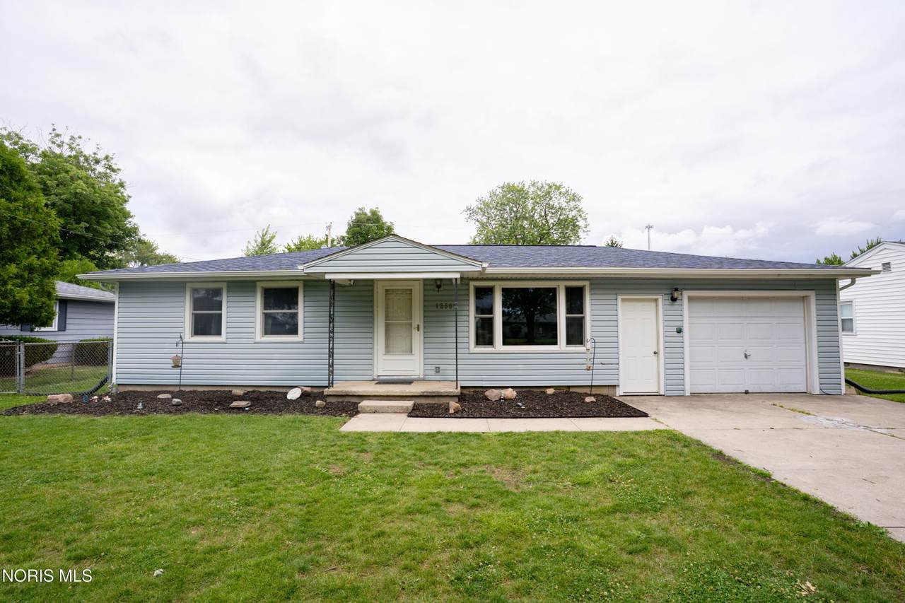 12582 Maple Avenue - Photo 1