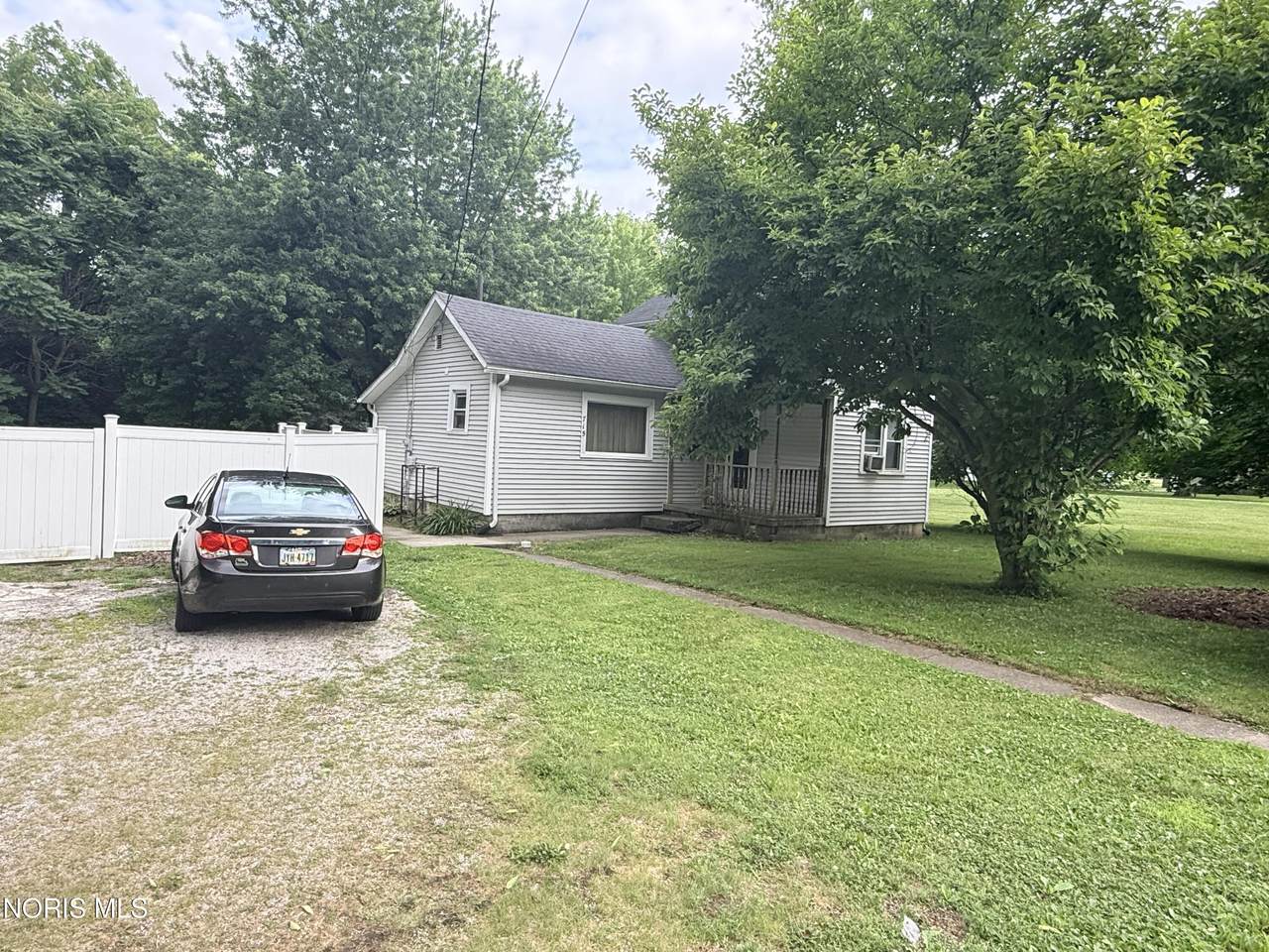 715 Riverside Avenue - Photo 1