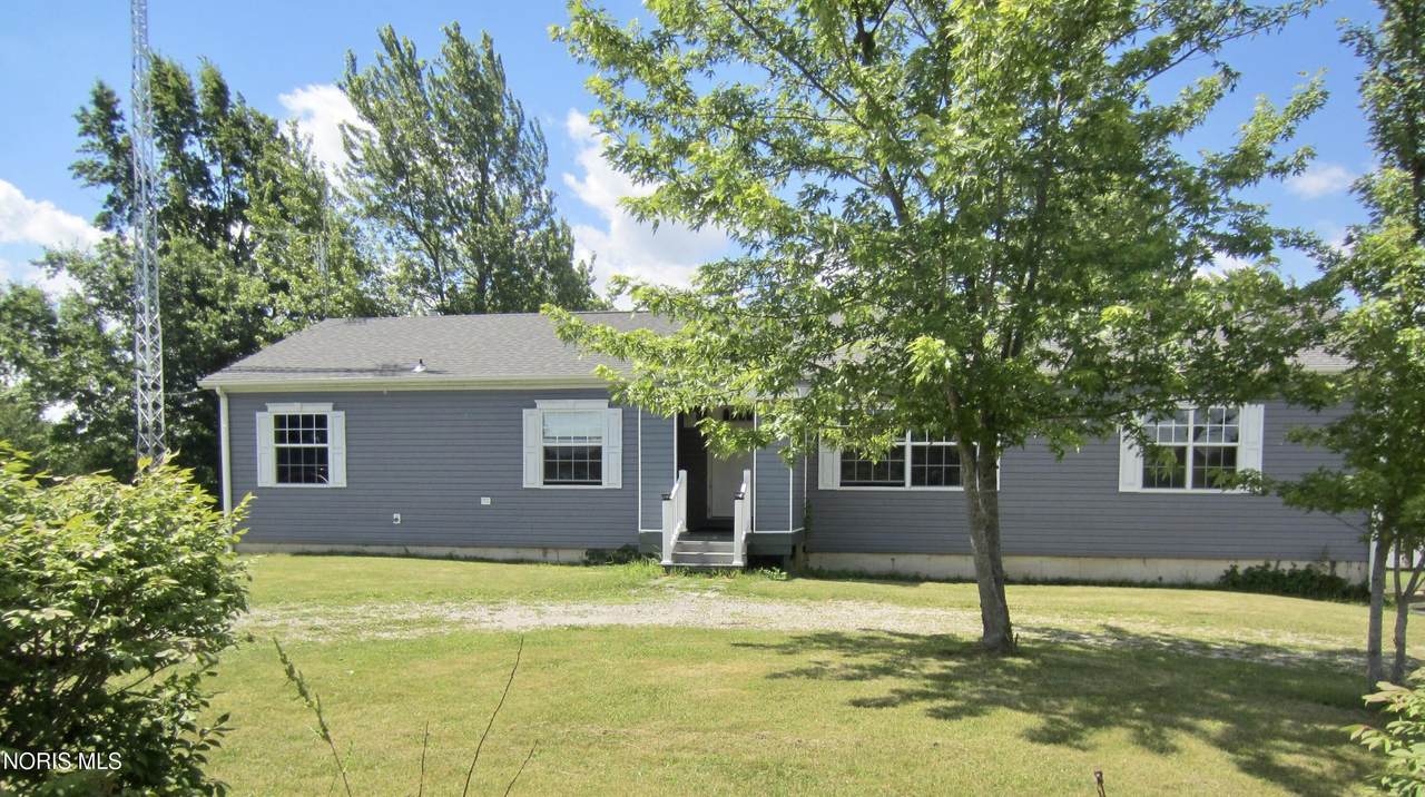 366 Seneca Drive - Photo 1