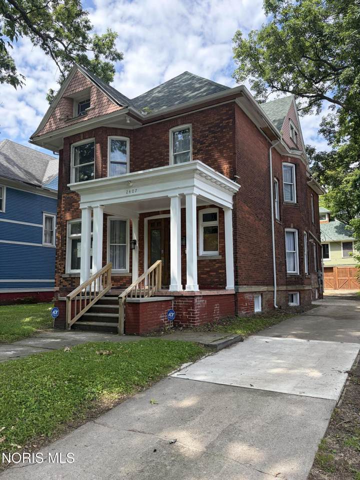 2407 Glenwood Avenue - Photo 1