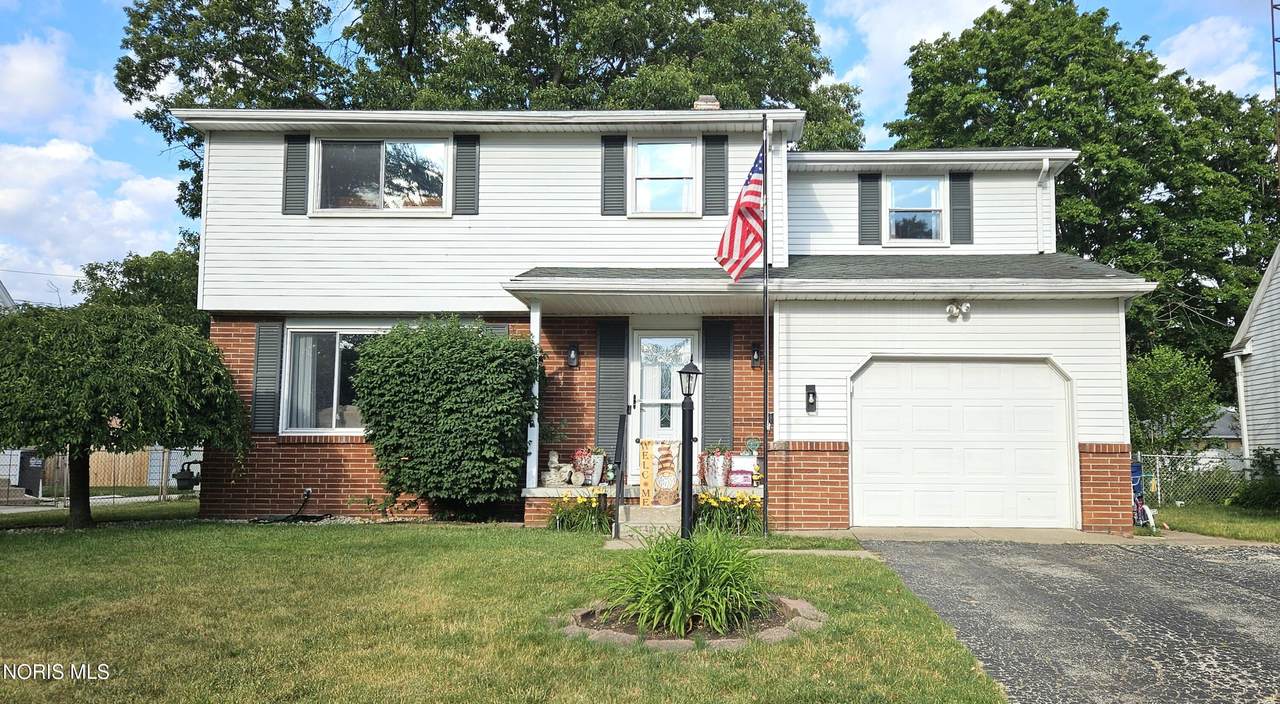 6128 Meadowvale Drive - Photo 1