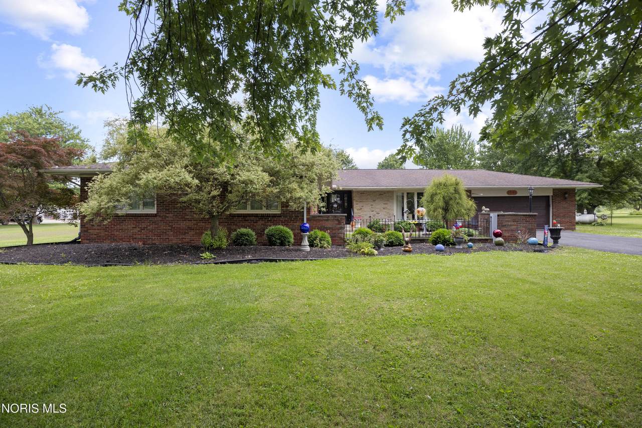 1361 Tettau Road - Photo 1