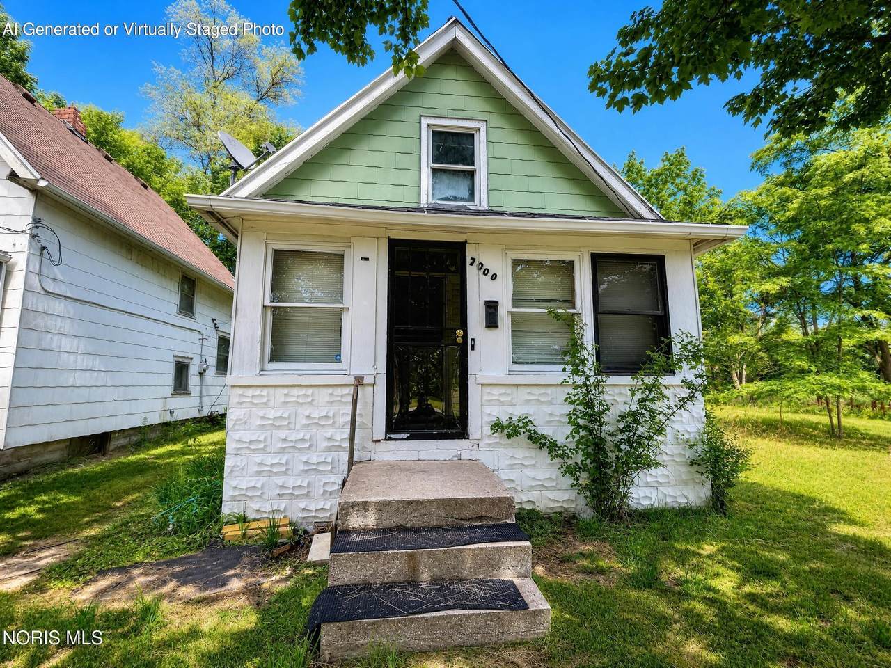 2020 Hawthorne Street - Photo 1