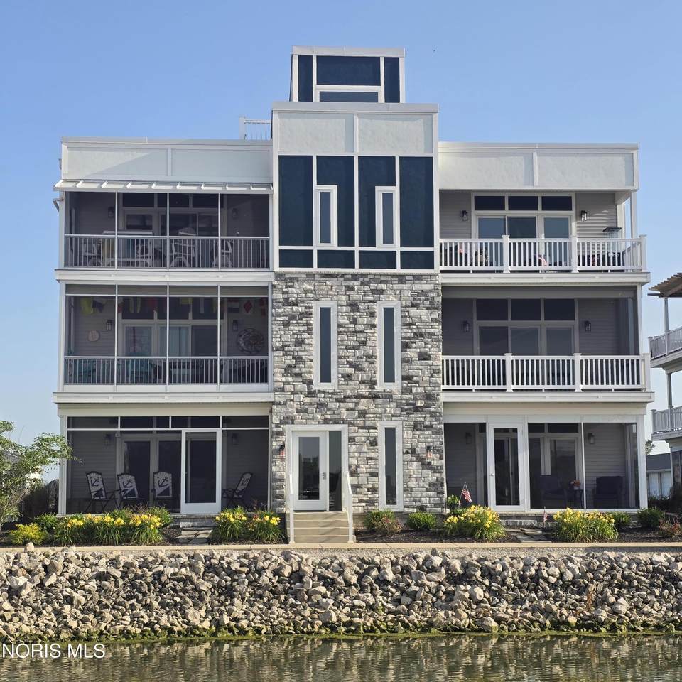 2731 S Harbor Bay Drive - Photo 1