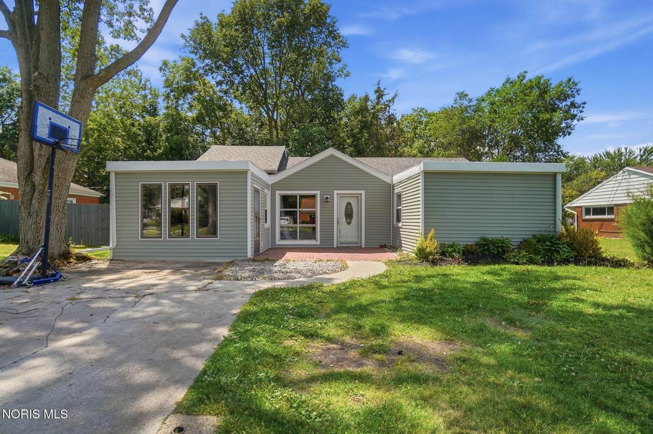 4 Greenbrier Court - Photo 1