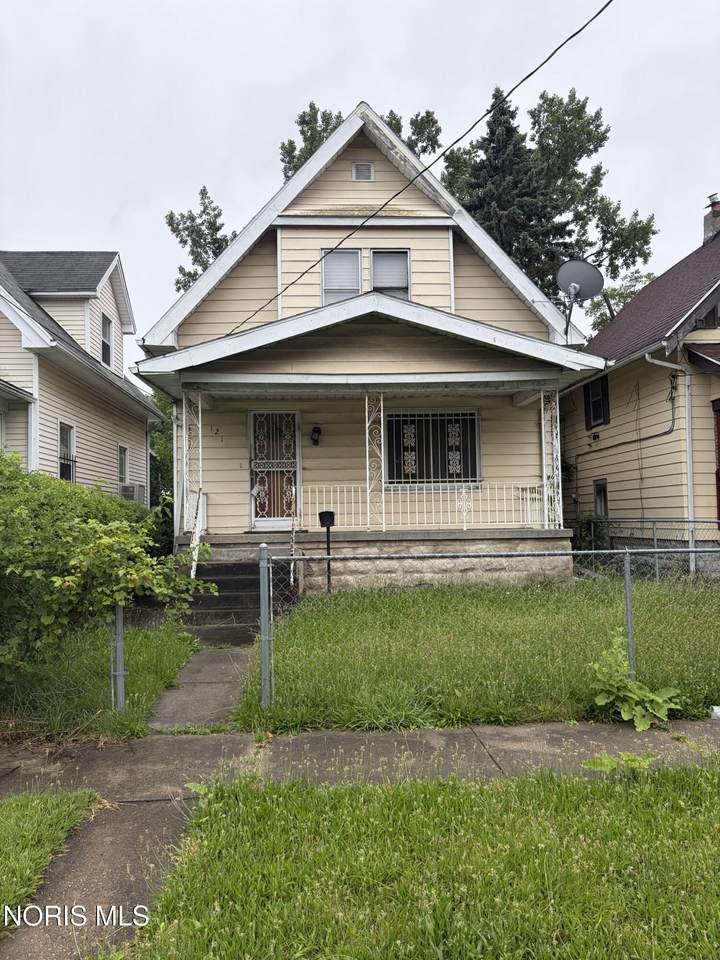 1216 Saint John Avenue - Photo 1