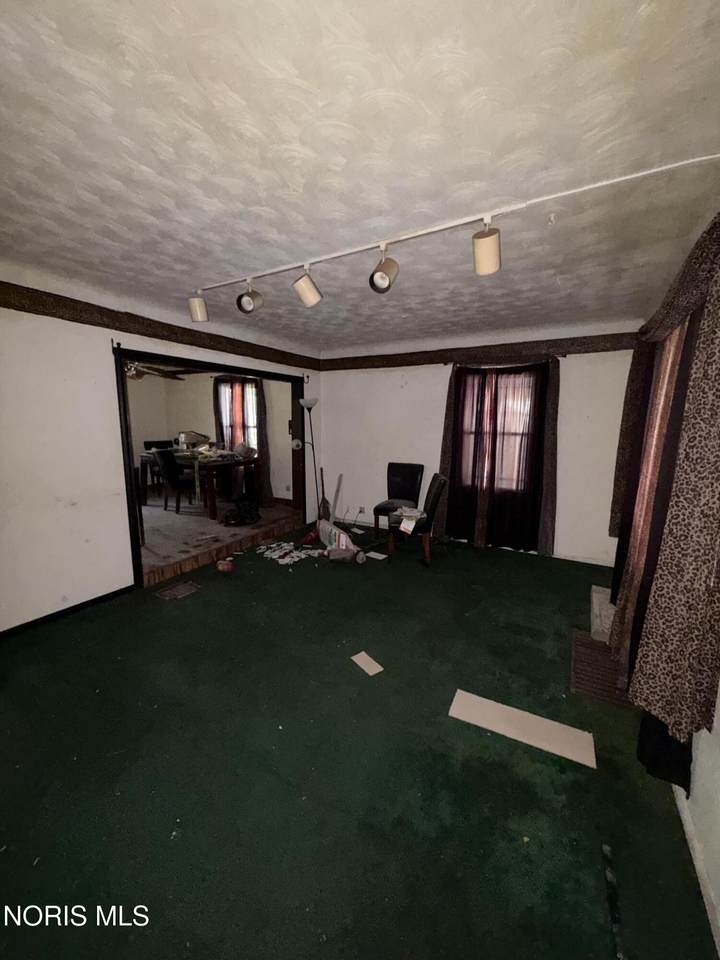 https://bt-photos.global.ssl.fastly.net/toledo/1280_boomver_1_10010171-2.jpg