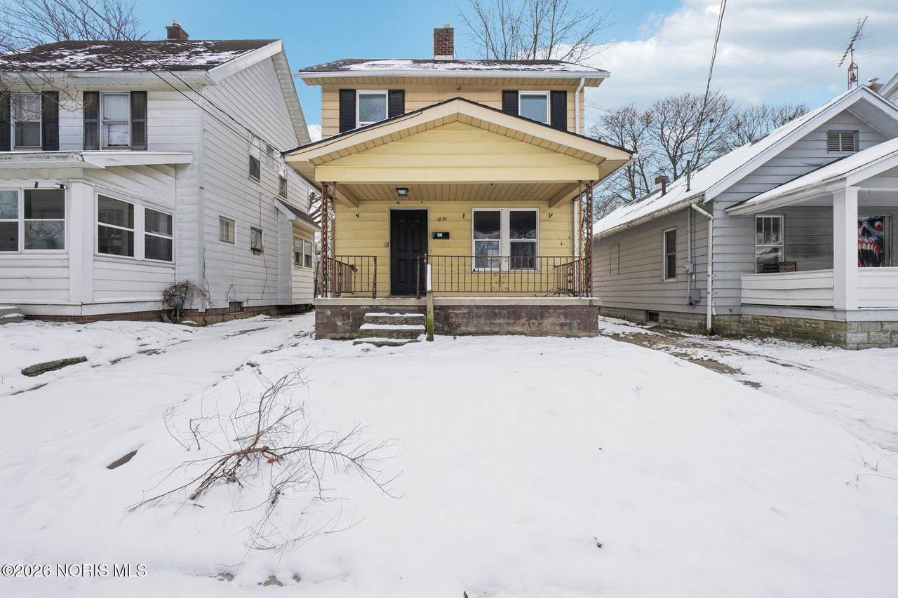 1821 Talbot Street - Photo 1