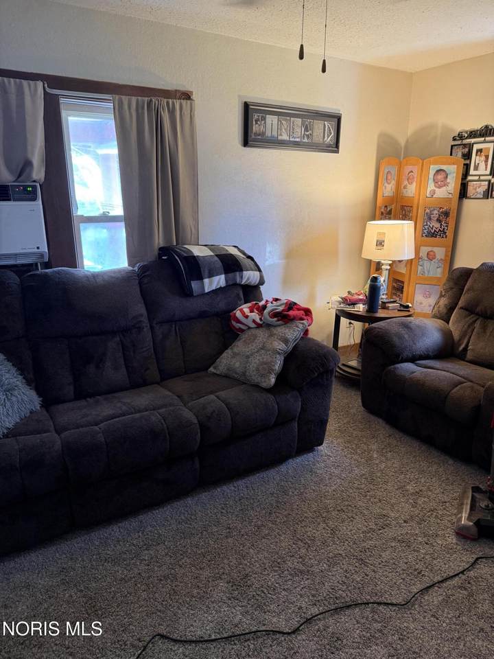 https://bt-photos.global.ssl.fastly.net/toledo/1280_boomver_1_10010217-2.jpg