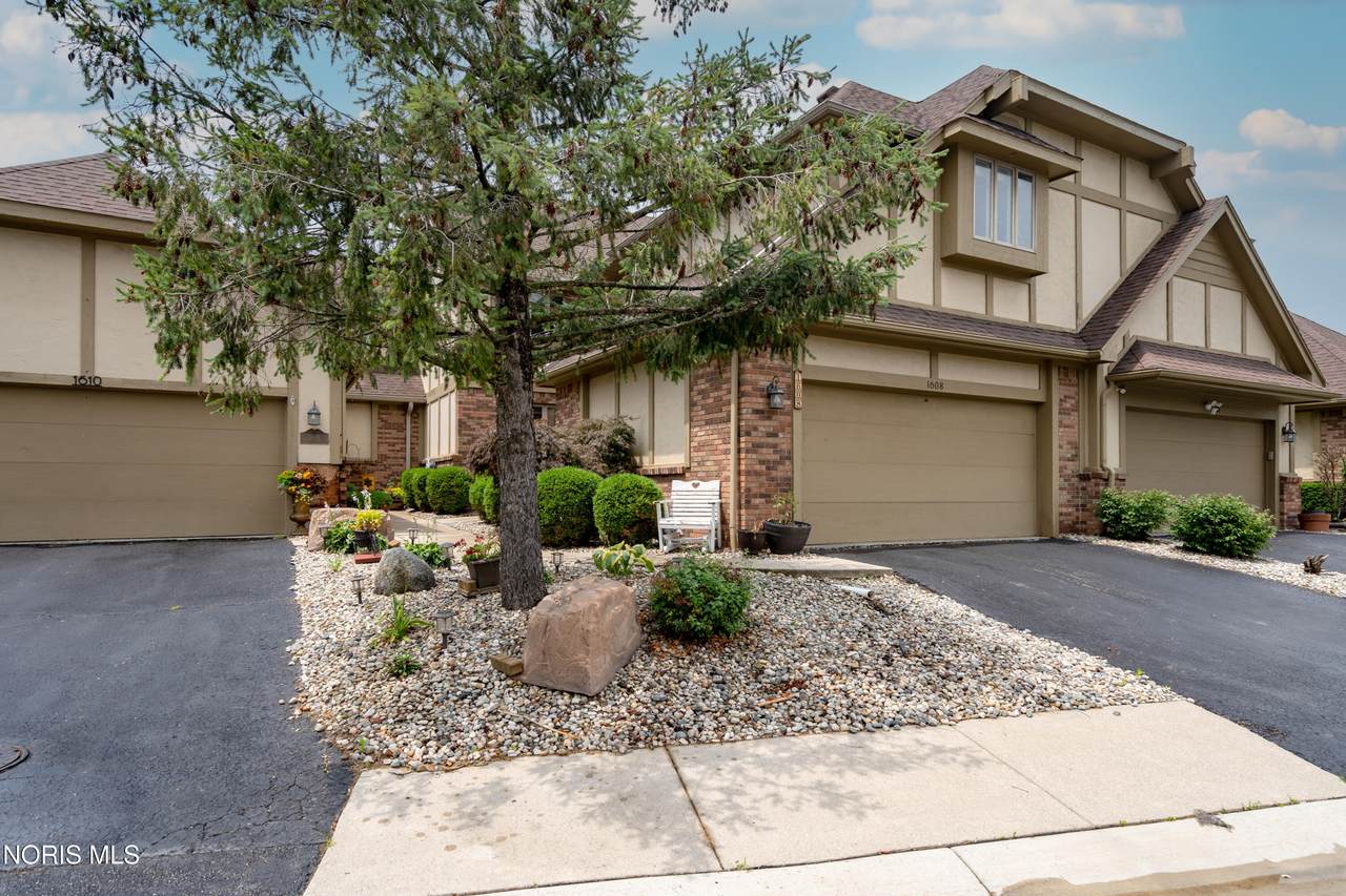 1608 Saddlebrook Court - Photo 1