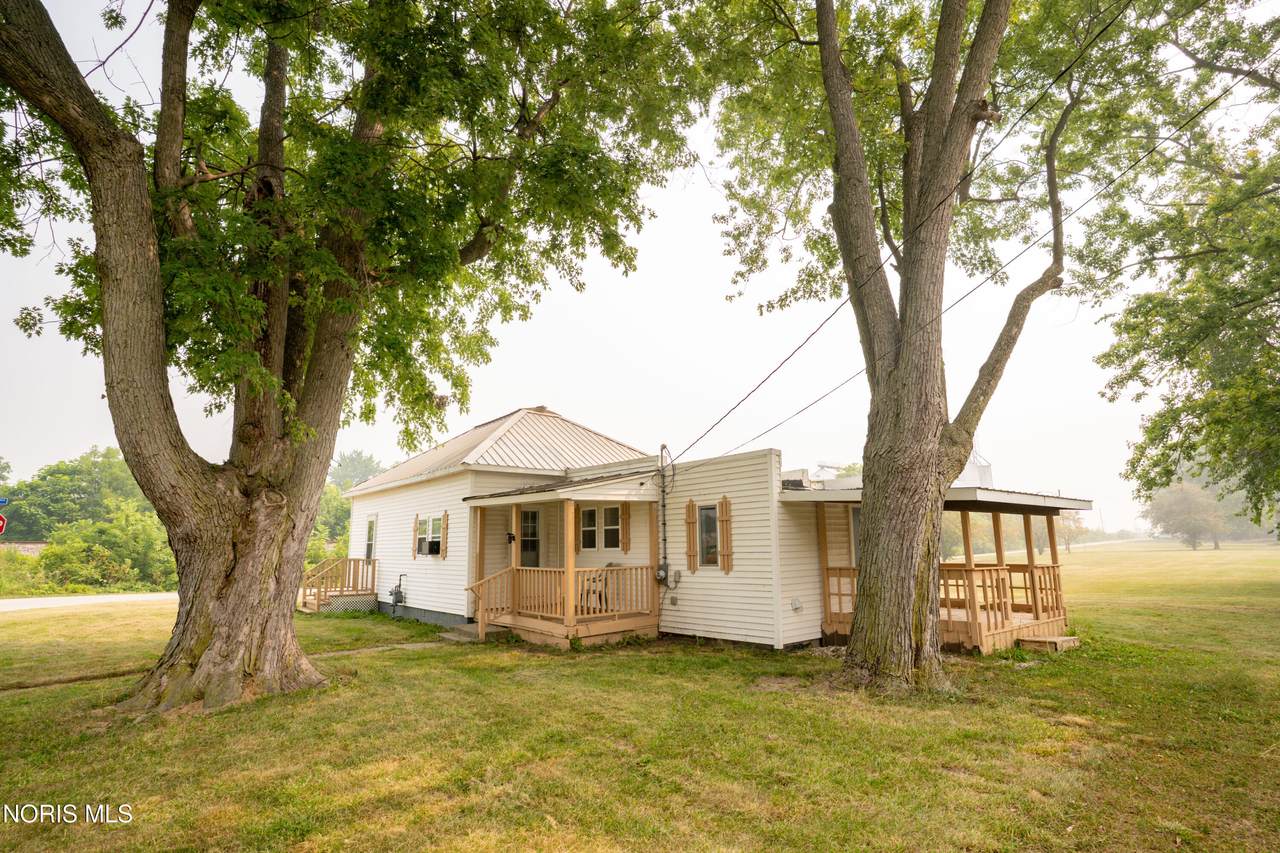 107 3rd Street - Photo 1