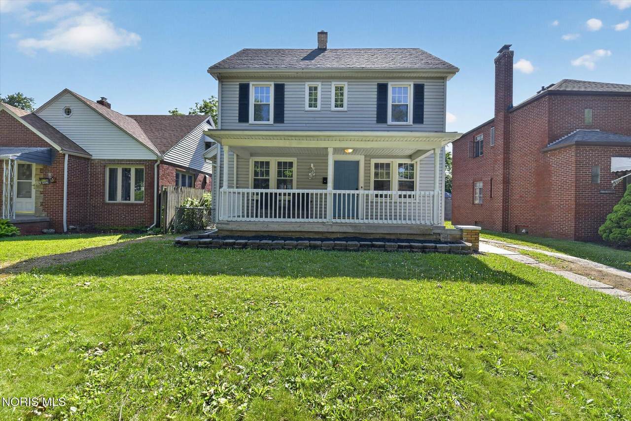 2908 Letchworth Parkway - Photo 1
