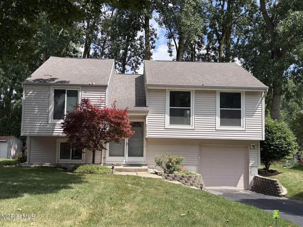 5752 Hunting Creek Road - Photo 1