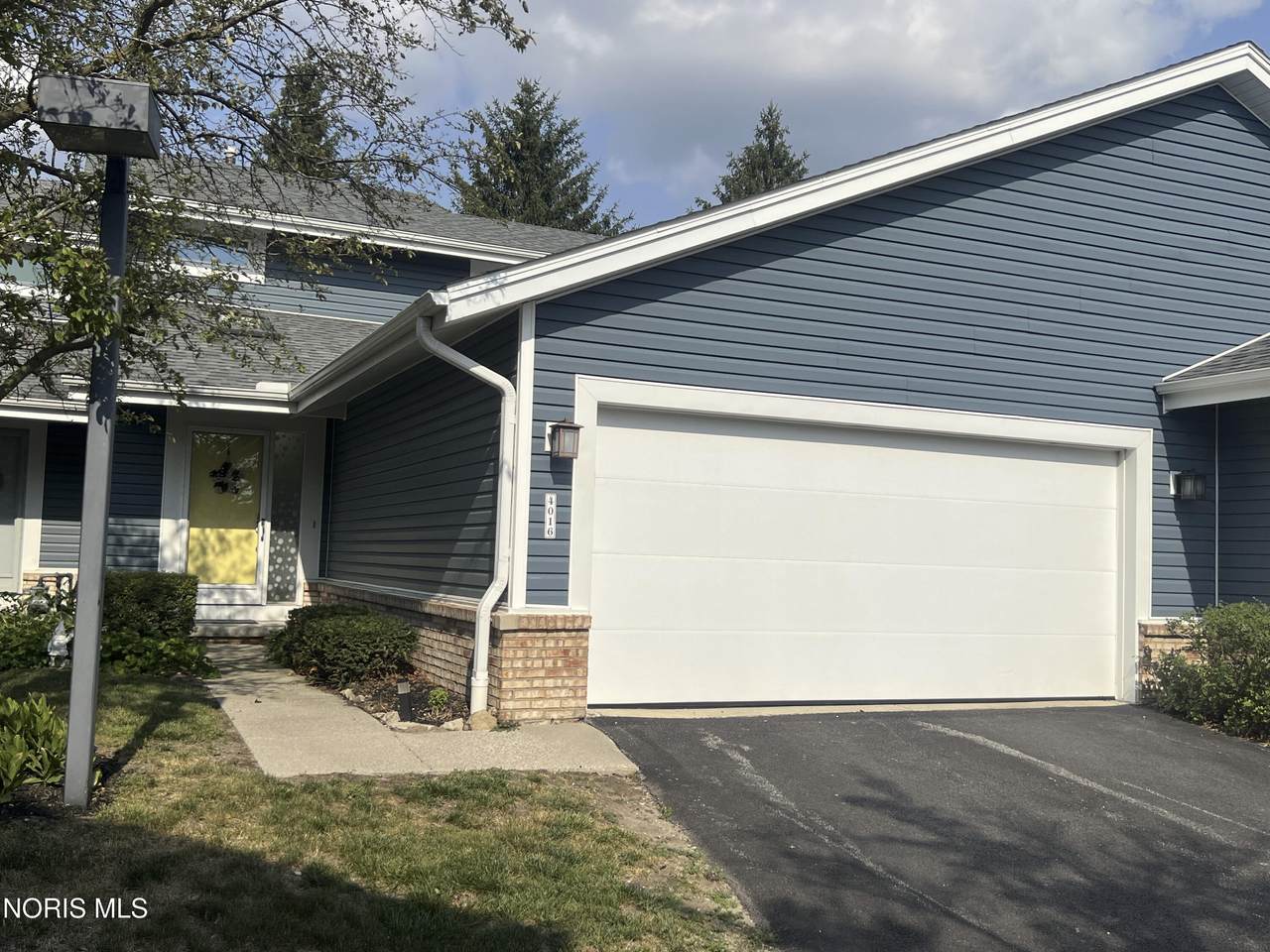 4016 Westwind Drive - Photo 1