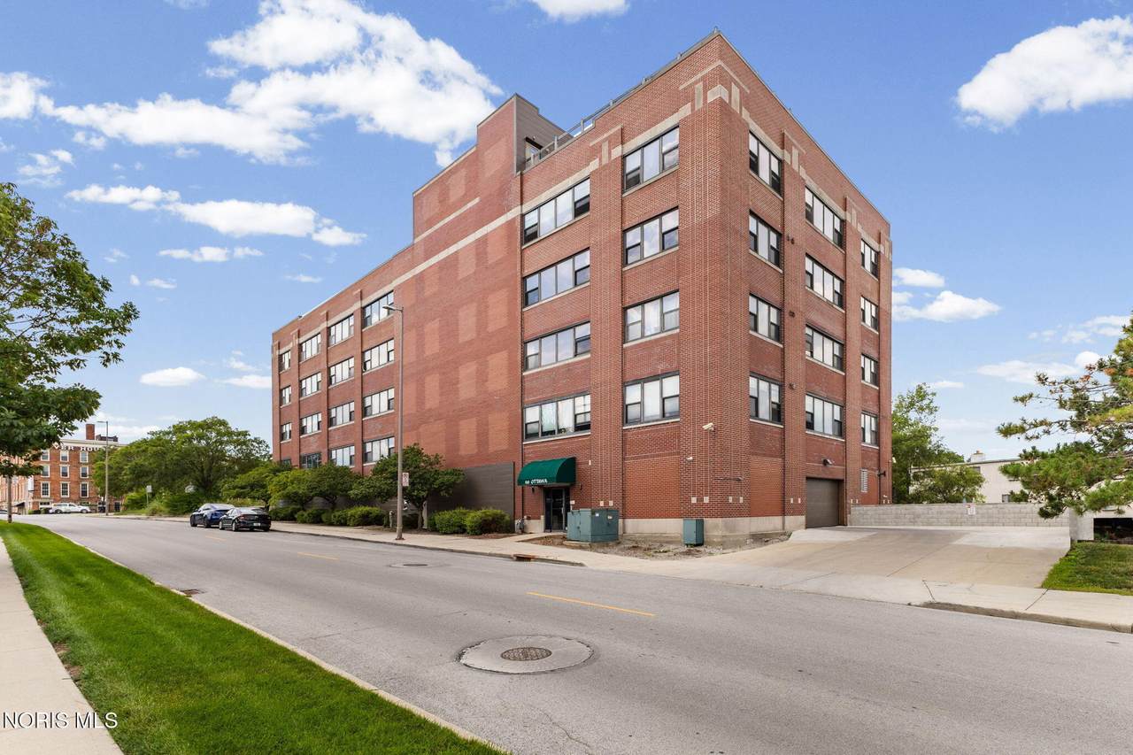 110 Ottawa Street - Photo 1
