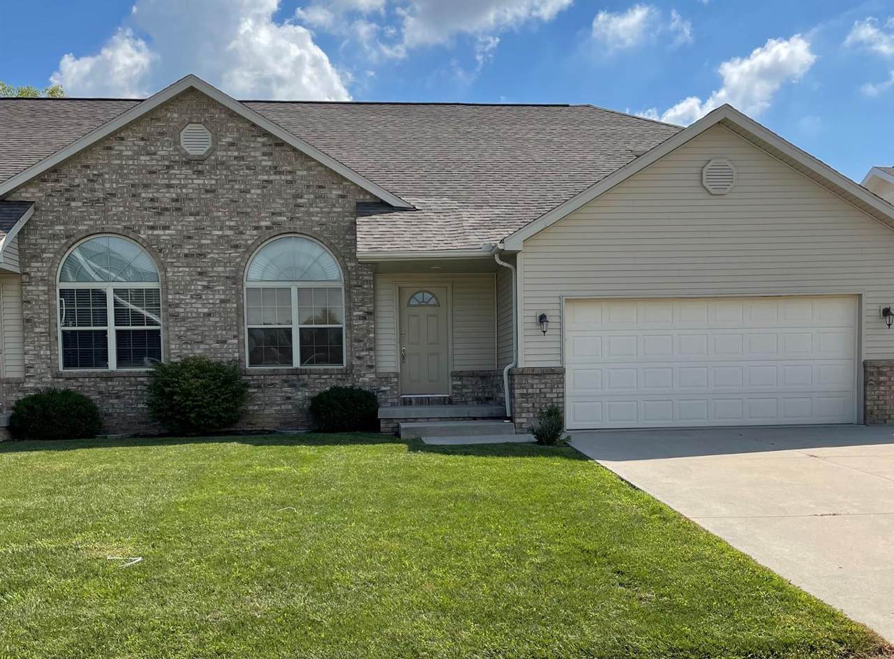 2911 Goldenrod Lane - Photo 1