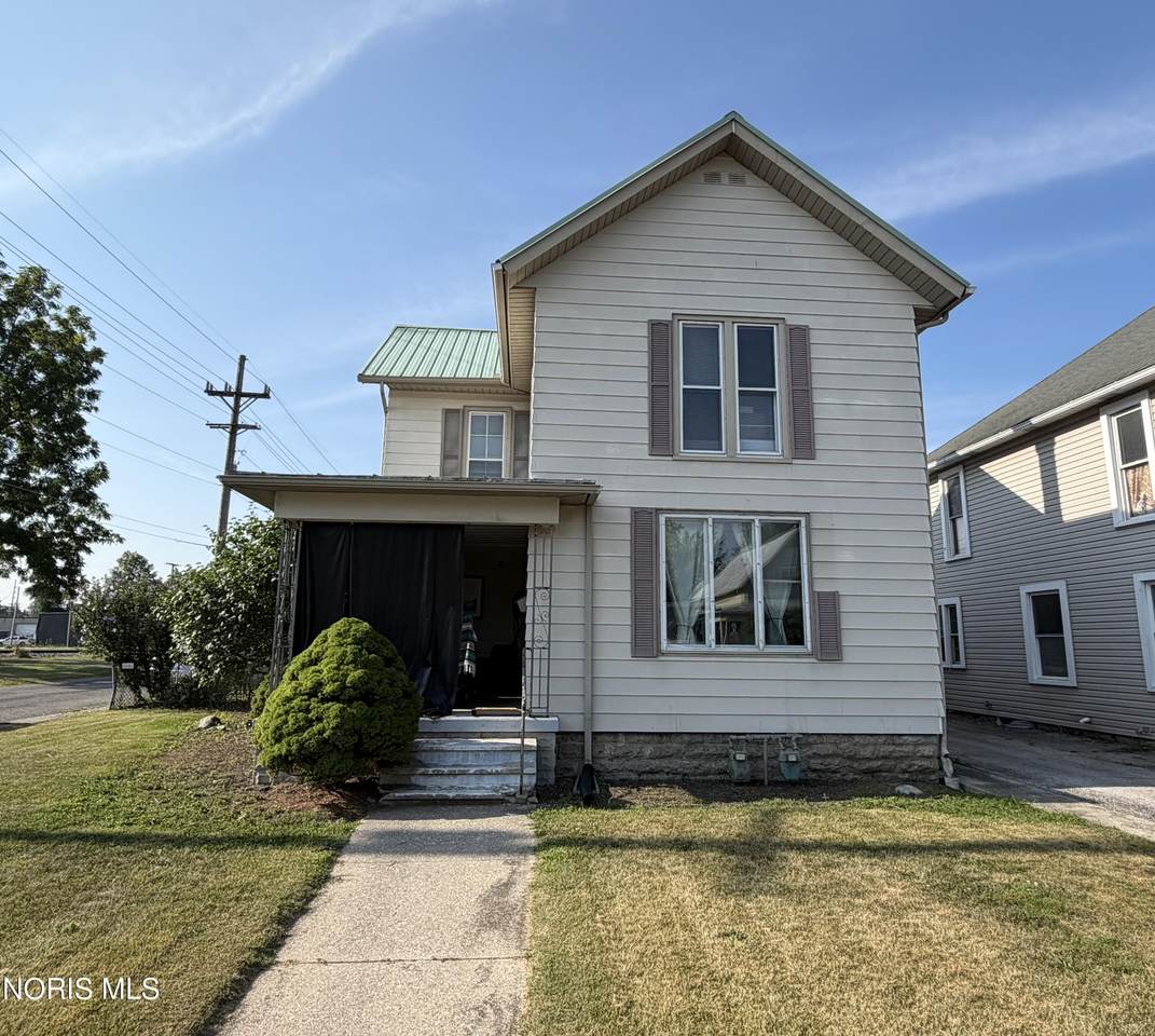 501 Front Street - Photo 1