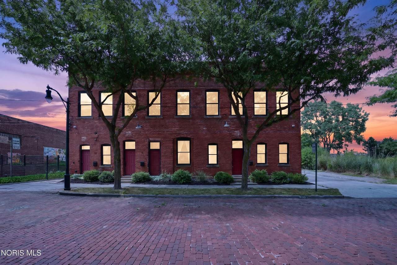 16 Broadway Street - Photo 1