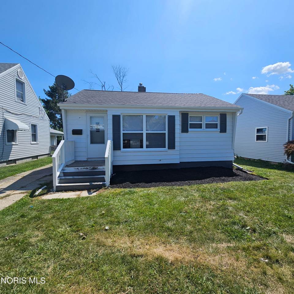 2730 104th Street - Photo 1