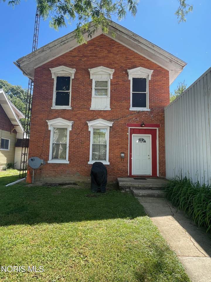 331 Beech Street - Photo 1