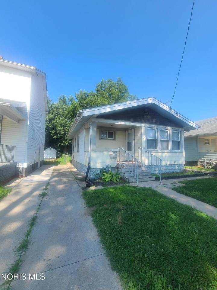 1023 Elysian Avenue - Photo 1