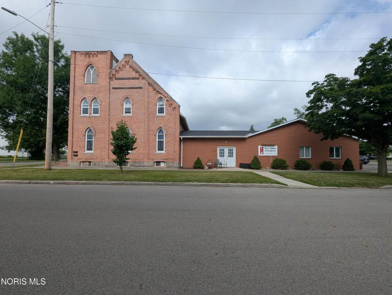 201 Lawrence Street - Photo 1