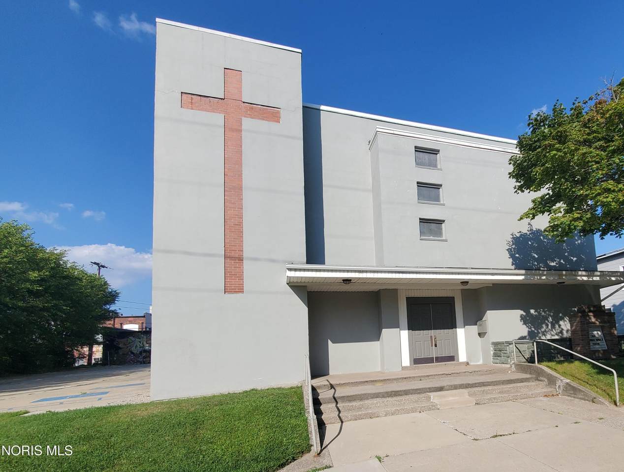 517 Euclid Avenue - Photo 1
