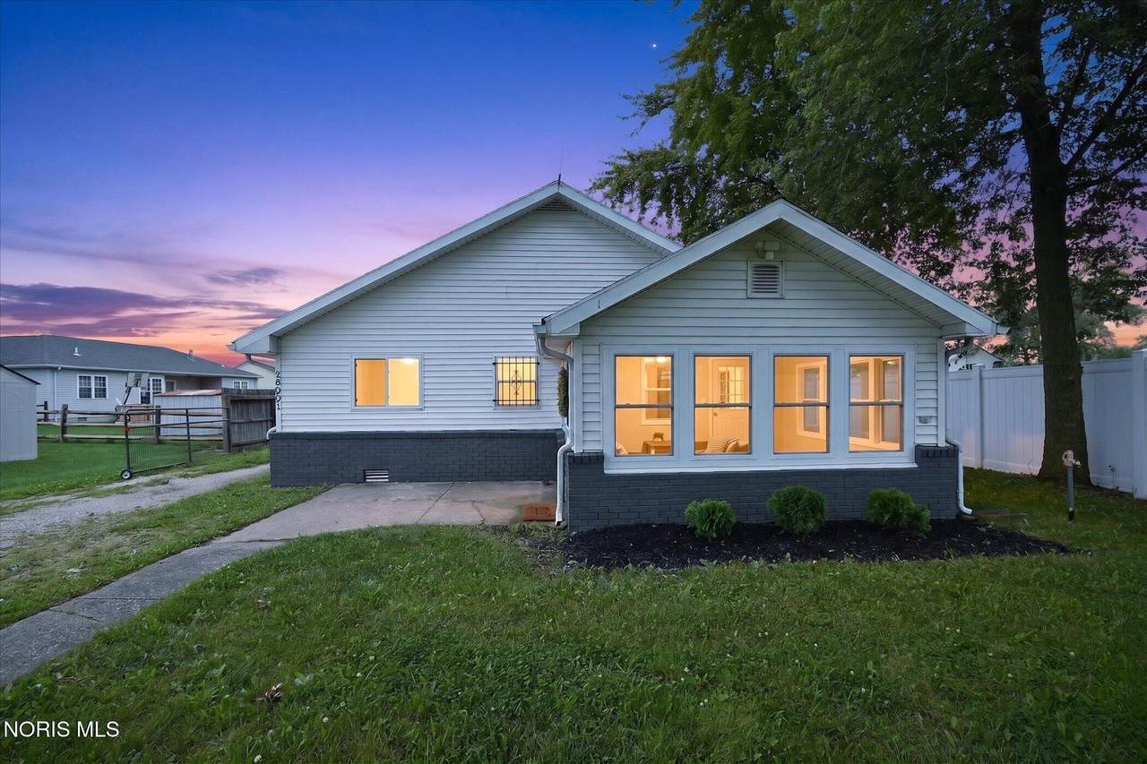 28992 Tracy Road - Photo 1