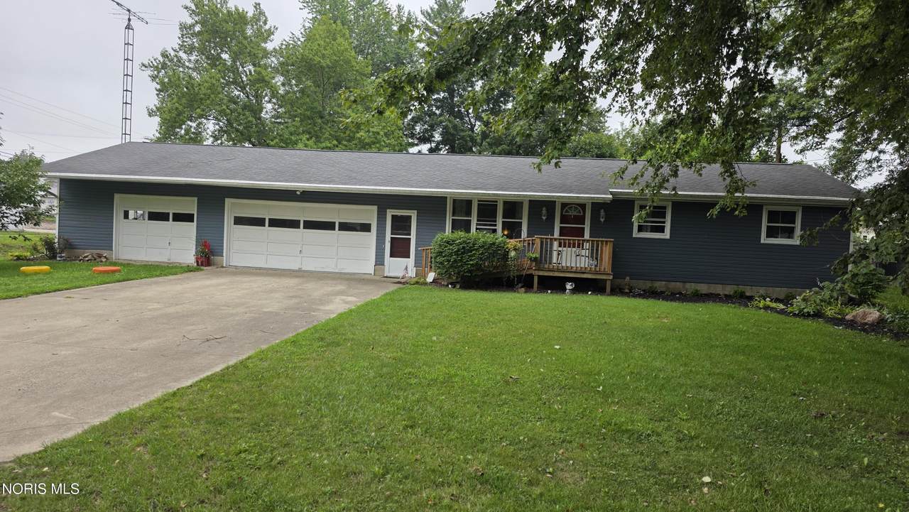 307 Grace Lane - Photo 1