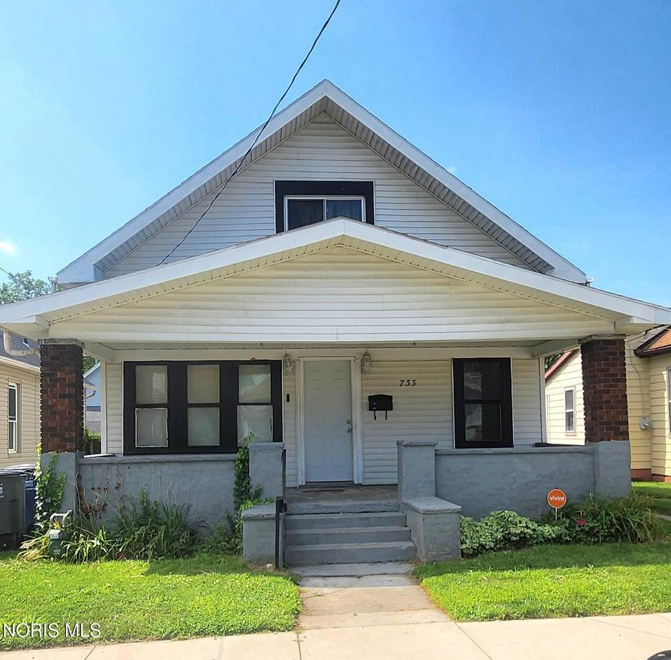 733 Redwood Avenue - Photo 1