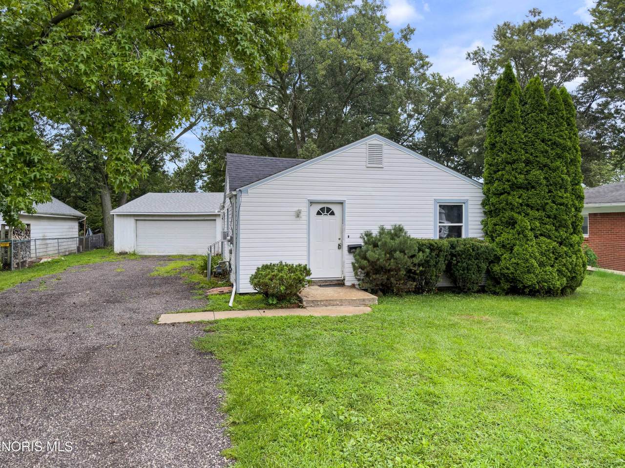 5620 Harvest Lane - Photo 1