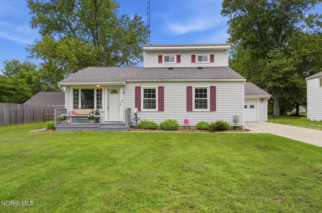 6012 Greenacre Road - Photo 1