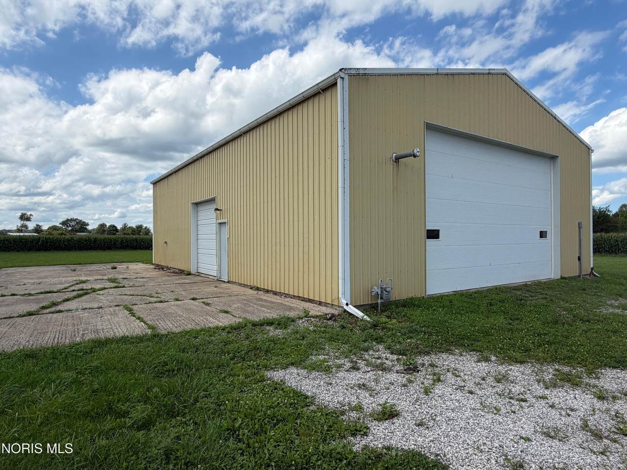 1433 Ohio 576 - Photo 1