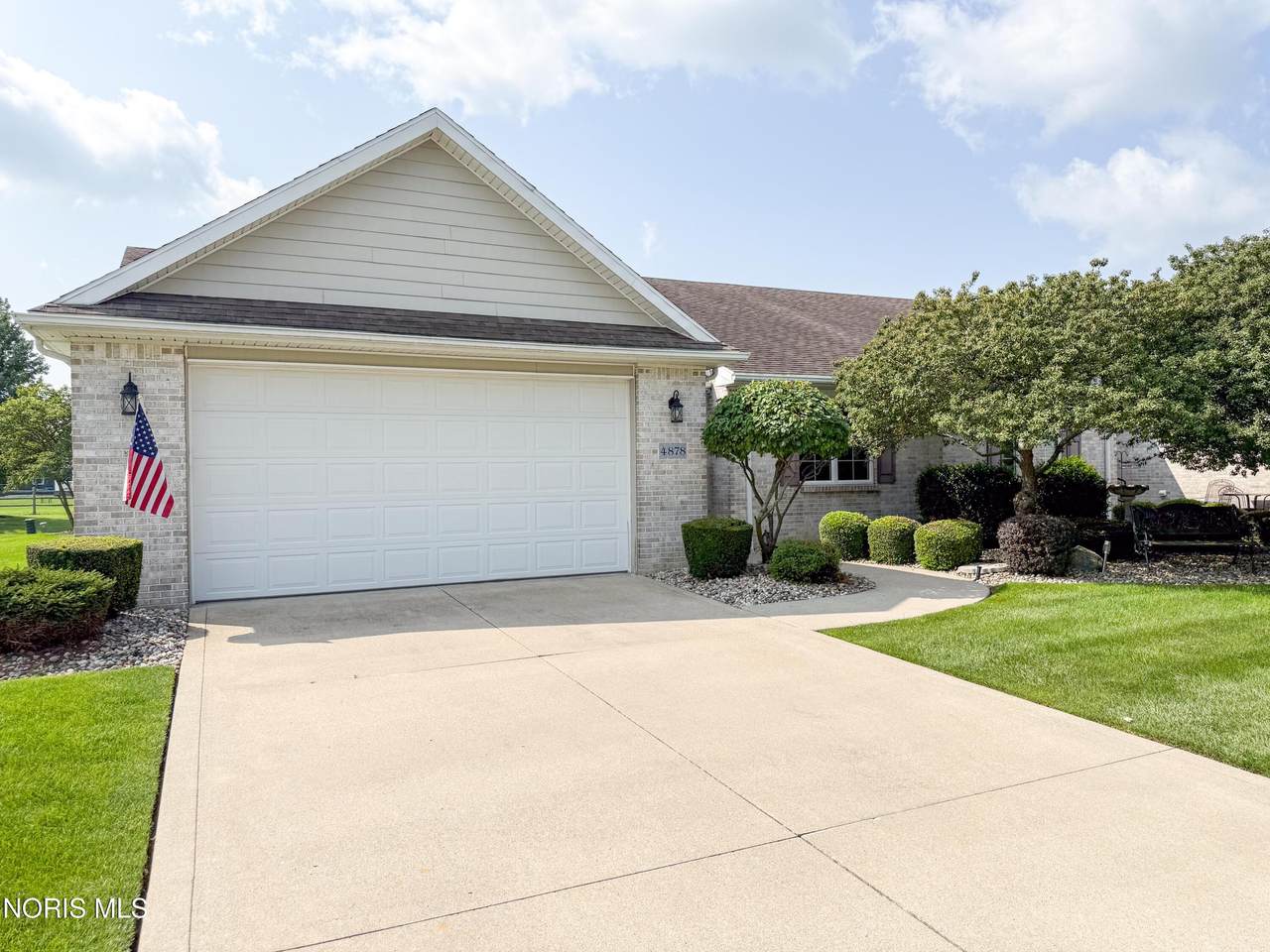 4878 Applewood Lane - Photo 1